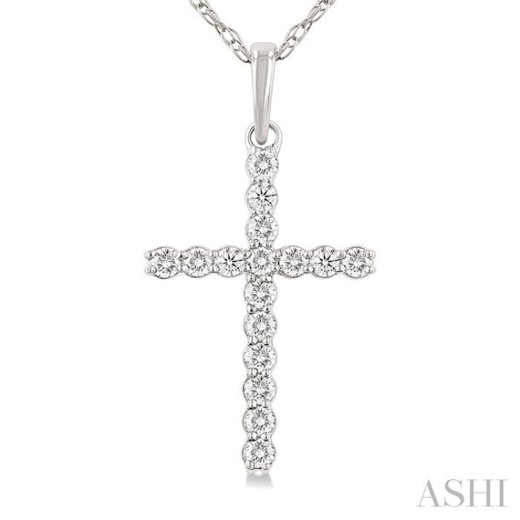 1/10 Ctw Cross Round Cut Diamond Fashion Pendant With Chain in 14K White Gold 1/10 Ctw Cross Round Cut Diamond Fashion Pendant With Chain in 14K White Gold