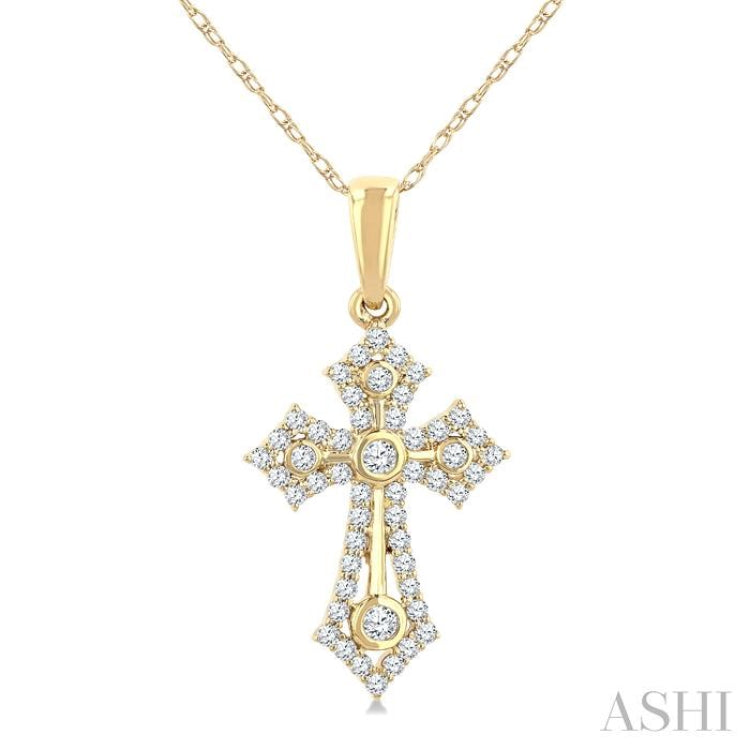 1/4 Ctw Round Cut Diamond Cross Motif Fashion Pendant With Chain in 10K Yellow Gold 1/4 Ctw Round Cut Diamond Cross Motif Fashion Pendant With Chain in 10K Yellow Gold