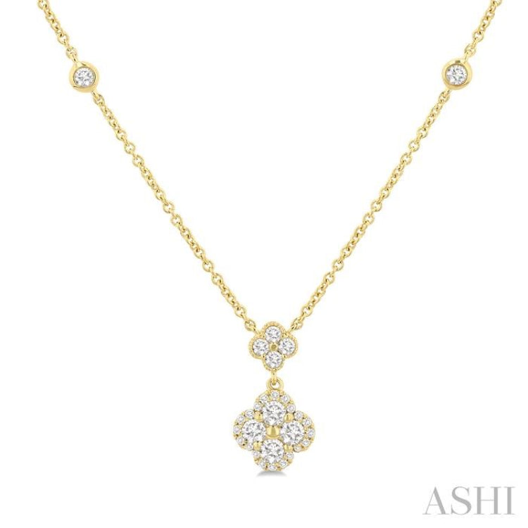 1/2 Ctw Clover Round Cut Diamond Station Necklace in 14K Yellow Gold 1/2 Ctw Clover Round Cut Diamond Station Necklace in 14K Yellow Gold