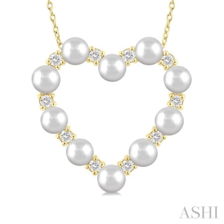 4 MM Round Shape Cultured Pearl and 1/3 Ctw Round Cut Diamond Heart Shape Pendant With Chain in 14K Yellow Gold 4 MM Round Shape Cultured Pearl and 1/3 Ctw Round Cut Diamond Heart Shape Pendant With Chain in 14K Yellow Gold