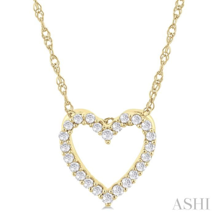 1/10 Ctw Heart Shape Round Cut Diamond Pendant With Chain in 14K Yellow Gold 1/10 Ctw Heart Shape Round Cut Diamond Pendant With Chain in 14K Yellow Gold