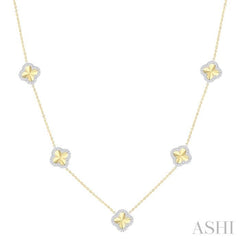 1/2 Ctw Fluted Clover Station Round Cut Diamond Necklace in 14K Yellow & White Gold 1/2 Ctw Fluted Clover Station Round Cut Diamond Necklace in 14K Yellow & White Gold