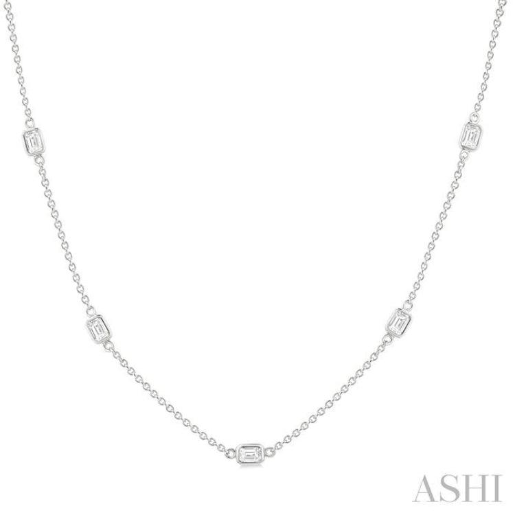 1 1/2 Ctw Emerald Cut Diamond Station Necklace in 14K White Gold 1 1/2 Ctw Emerald Cut Diamond Station Necklace in 14K White Gold