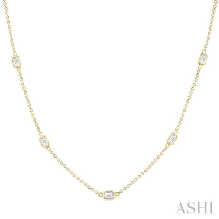 1 1/2 Ctw Emerald Cut Diamond Fashion Necklace in 14K Yellow Gold 1 1/2 Ctw Emerald Cut Diamond Fashion Necklace in 14K Yellow Gold