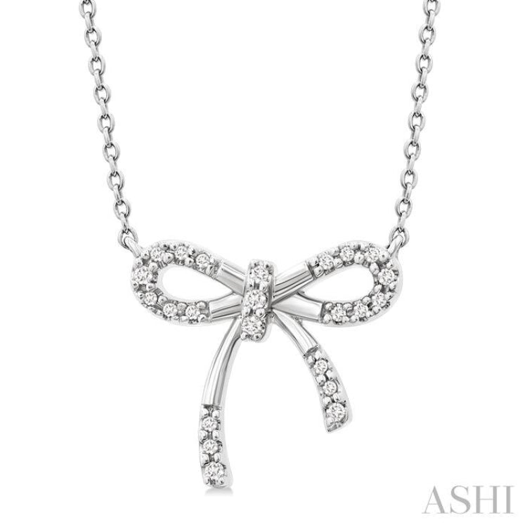 1/10 Ctw Bow Single Cut Diamond Fashion Pendant With Chain in Sterling Silver 1/10 Ctw Bow Single Cut Diamond Fashion Pendant With Chain in Sterling Silver