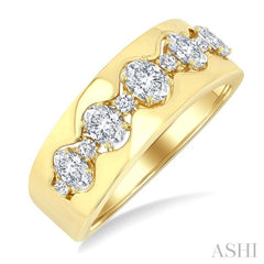 1 Ctw 5-Stone Oval and Round Cut Diamond Wide Fashion Band in 14K Yellow Gold
