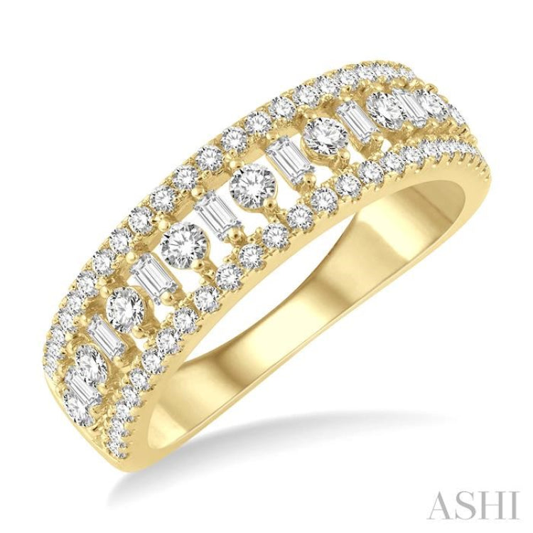 3/4 Ctw Baguette and Round Cut Diamond Fashion Band in 14K Yellow Gold