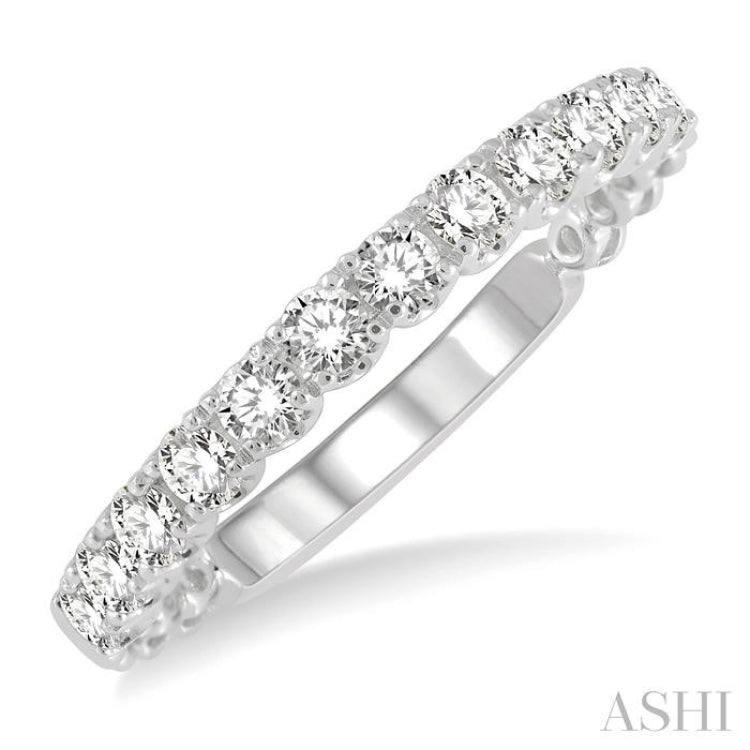 1/2 Ctw Lattice Round Cut Diamond Wedding Band in Platinum
