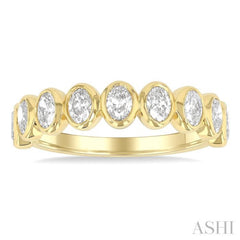 7/8 Ctw North-South Oval Diamond Band in 14K Yellow Gold