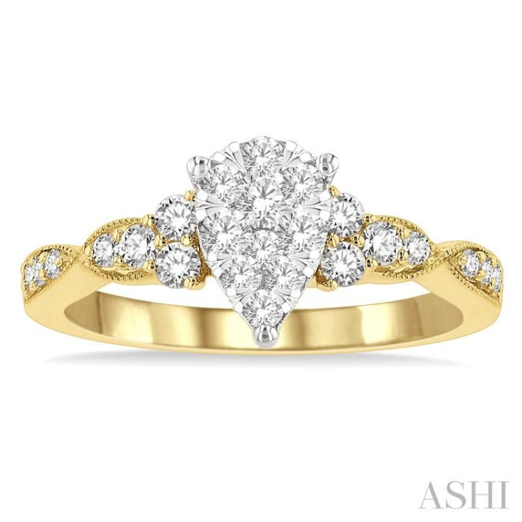 1/2 Ctw Pear Shape Center Criss-Cross Carved Shank Lovebright Round Cut Diamond Engagement Ring in 14K Yellow and White Gold