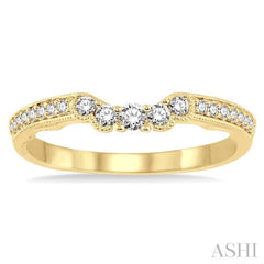 1/4 Ctw Round Cut Diamond Wedding Band in 14K Yellow Gold