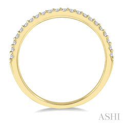 1/10 ctw Round Cut Diamond Wedding Band in 14K Yellow Gold