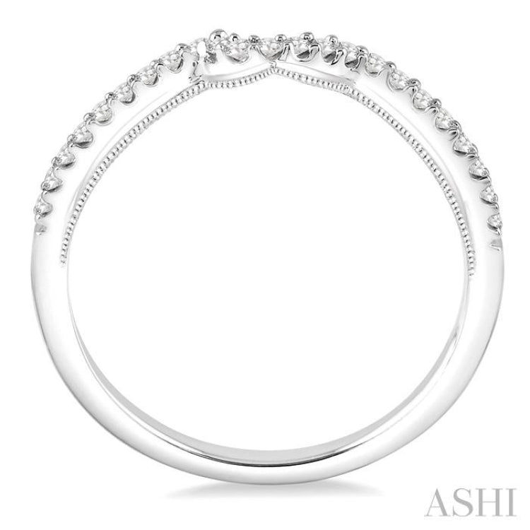 1/6 Ctw Round Cut Diamond Wedding Band in 14K White Gold