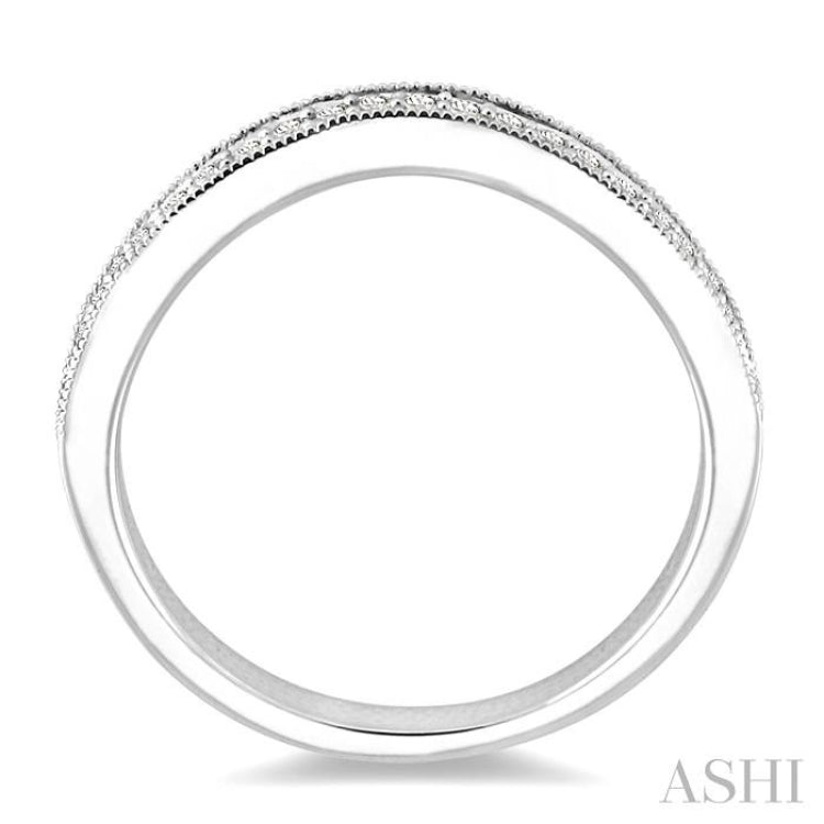 1/4 Ctw Round Cut Diamond 'V' Shape Band in 14K White Gold