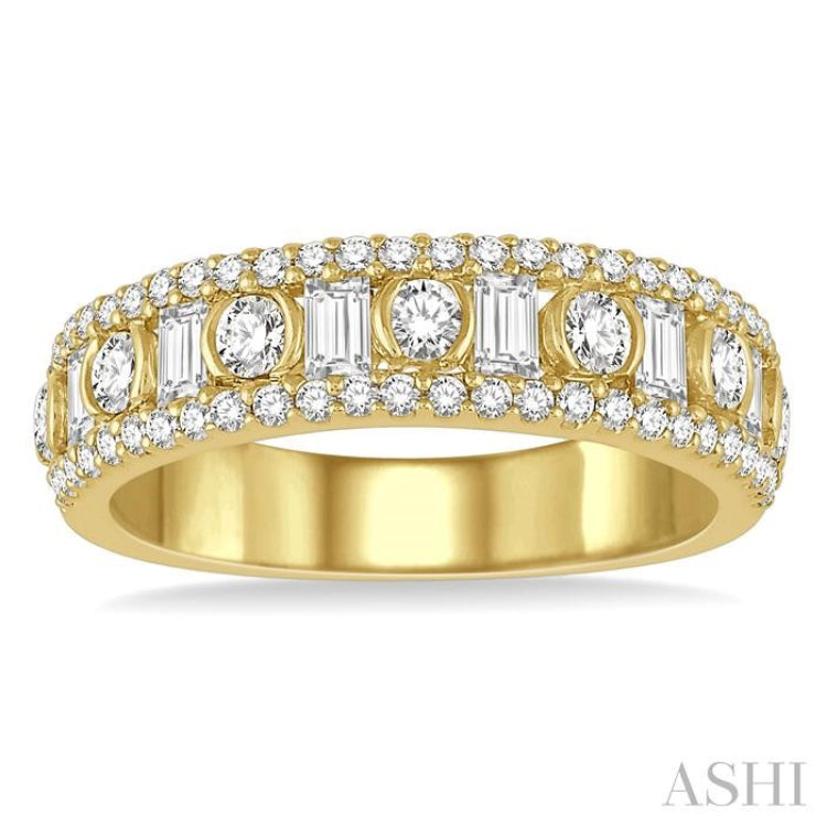 1 Ctw Baguette & Round Cut Diamond Fashion Band in 14K Yellow Gold