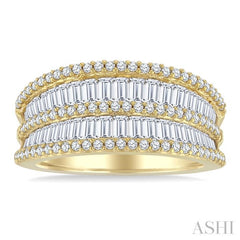 1 1/2 Ctw Baguette and Round Cut Diamond Fashion Band in 14K Yellow Gold