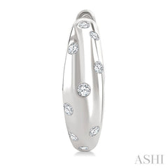 1/6 Ctw Round Cut Diamond Mosaic Huggie Earrings in 10K White Gold