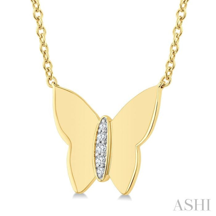 1/20 Ctw Butterfly Round Cut Diamond Fashion Pendant With Chain in Yellow Gold Vermeil