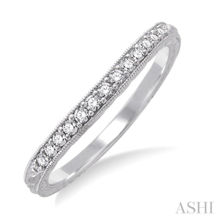 1/6 Ctw Round Cut Diamond Wedding Band in 14K White Gold
