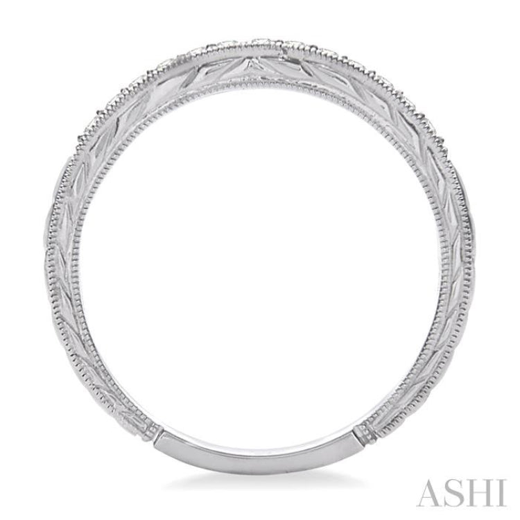 1/6 Ctw Round Cut Diamond Wedding Band in 14K White Gold