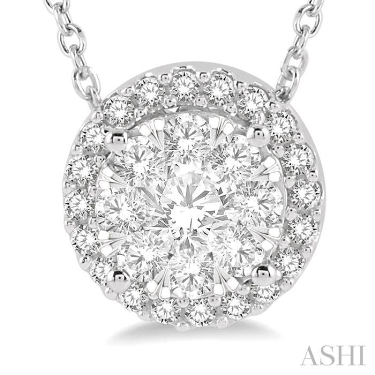 1/2 Ctw Lovebright Round Cut Diamond Pendant With Chain in 14K White Gold