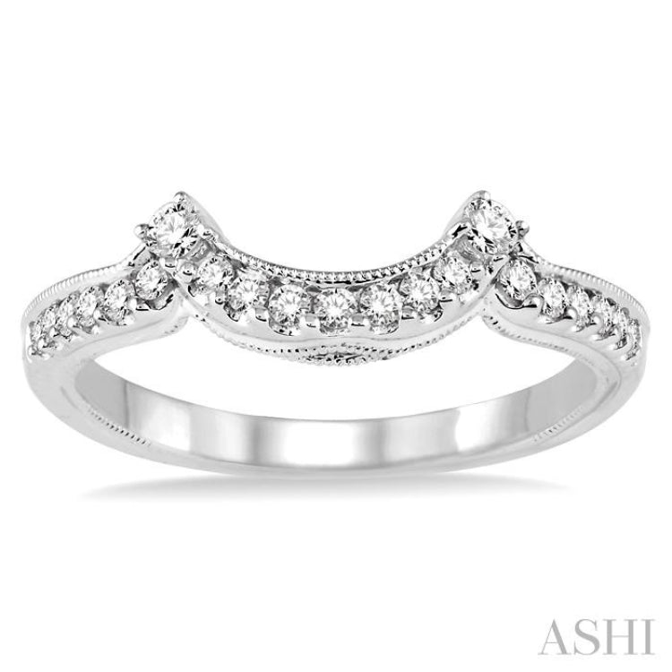 1/4 Ctw Round Cut Diamond Wedding Band in 14K White Gold