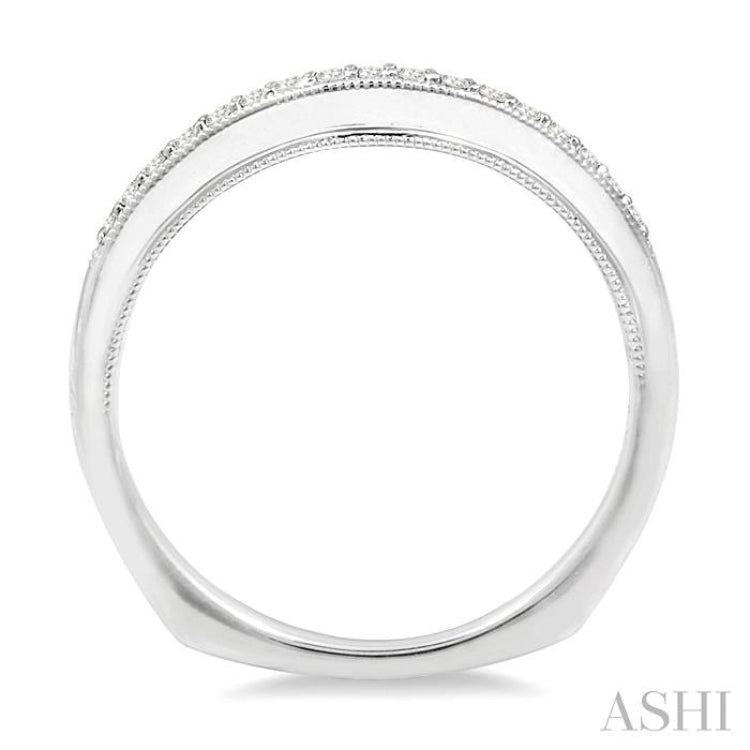 1/6 Ctw Round Cut Diamond Wedding Band in 14K White Gold