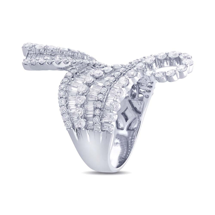 3.98ct 18k White Gold Diamond Baguette Lady's Ring