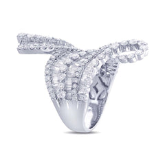 3.98ct 18k White Gold Diamond Baguette Lady's Ring