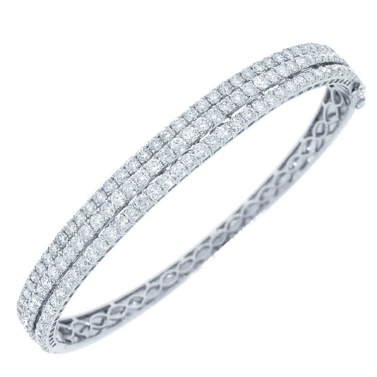3.86ct 18k White Gold Diamond Bangle