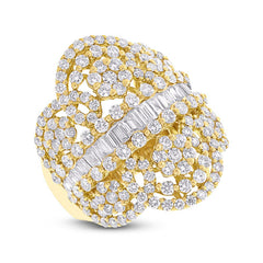 3.63ct 18k Yellow Gold Diamond Lady's Ring