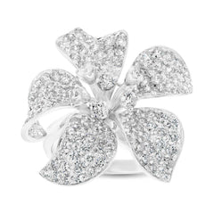 4.19ct 18k White Gold Diamond Flower Lady's Ring