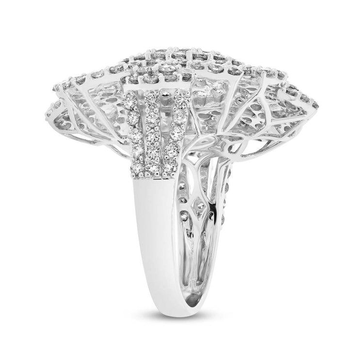 4.57ct 18k White Gold Diamond Lady's Ring
