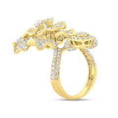 4.72ct 14k Yellow Gold Diamond Flower Lady's Ring