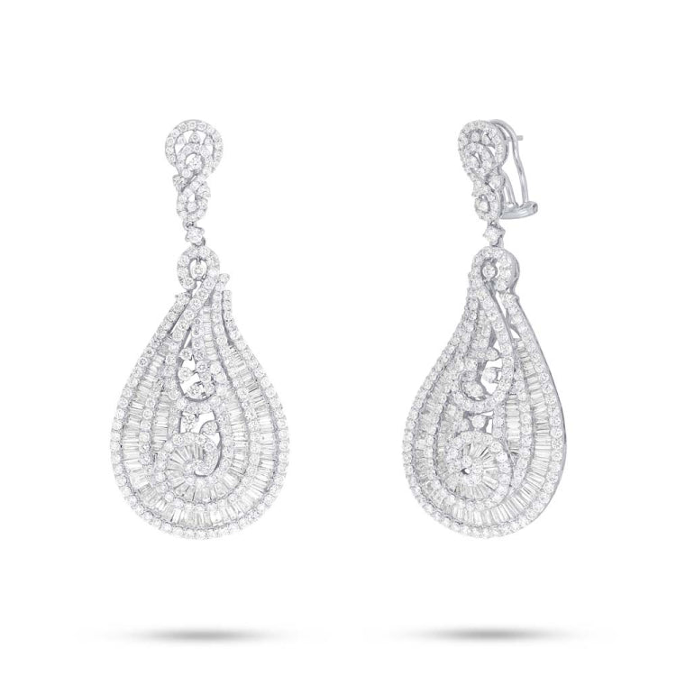 13.91ct 18k White Gold Diamond Baguette Earring