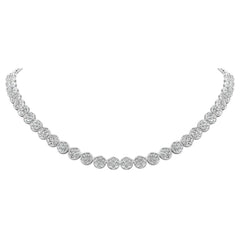 9.71ct 18k White Gold Diamond Cluster Necklace