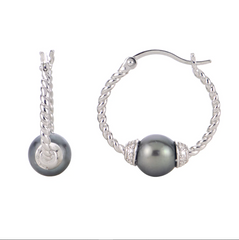 Pearl Earring