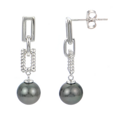 Pearl Earring