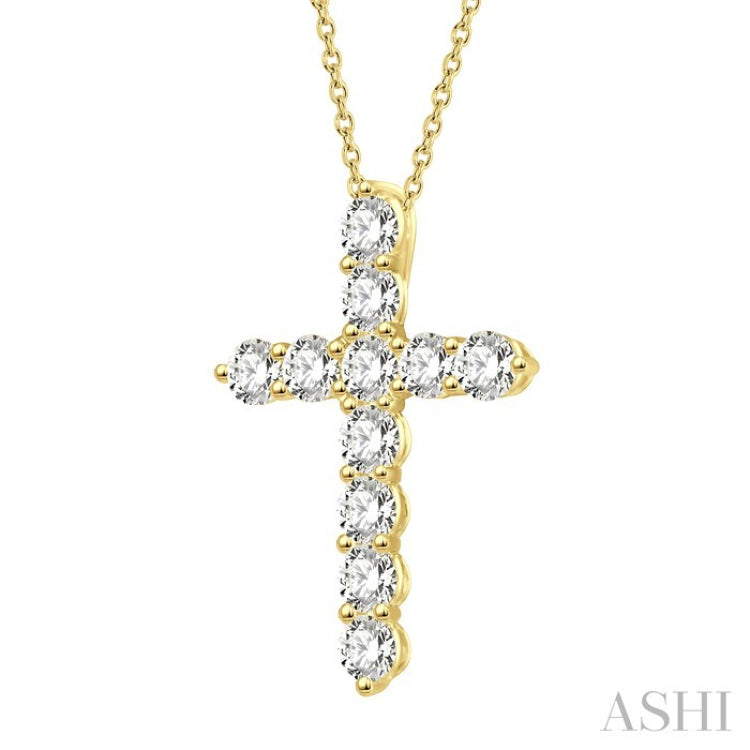 1 1/2 Ctw Round Cut Diamond Cross Pendant in 14K Yellow Gold with Chain