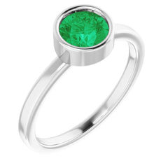 Platinum 6 mm Natural Emerald Ring