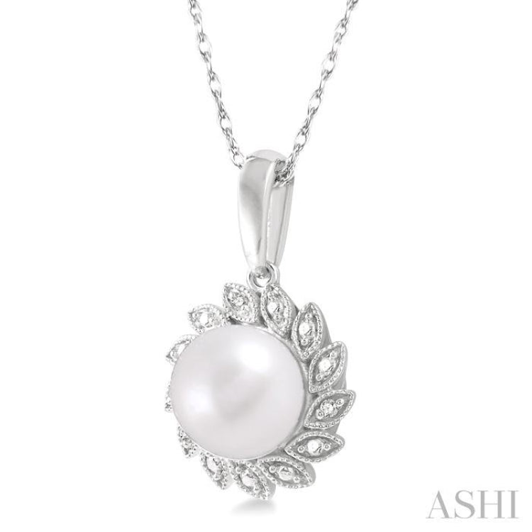 7x7 MM Round Shape Cultured Pearl and 1/10 Ctw Sunflower Round Cut Diamond Pendant With Chain in 10K White Gold