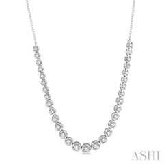 2 Ctw Round Cut Diamond Illusion Necklace in 10K White Gold