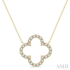 3/4 Ctw Clover Round Cut Diamond Pendant With Chain in 14K Yellow Gold