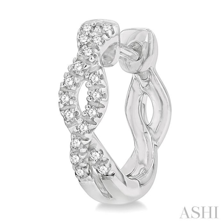 1/6 Ctw Entwined Round Cut Diamond Huggie Petite Earrings in 14K White Gold