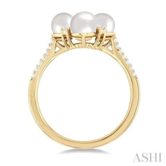 5x5 MM Round Shape Floral Cultured Pearls and 1/6 Ctw Round Cut Diamond Fashion Ring in 10K Yellow Gold