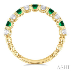 2.85 MM Emerald and 1/2 Ctw Round Cut Diamond Precious Wedding Band in 14K Yellow Gold