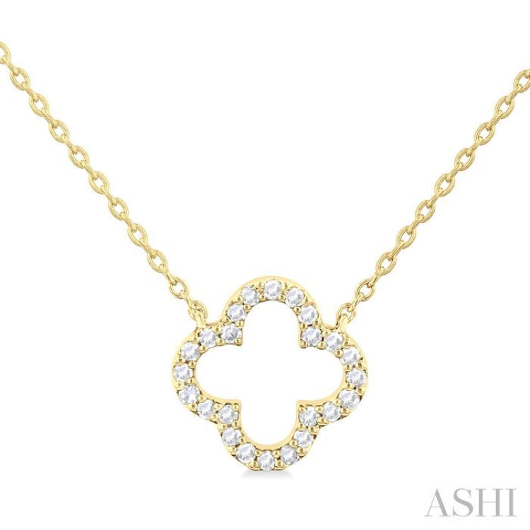 1/8 Ctw Petite Clover Round Cut Diamond Fashion Pendant With Chain in 10K Yellow Gold