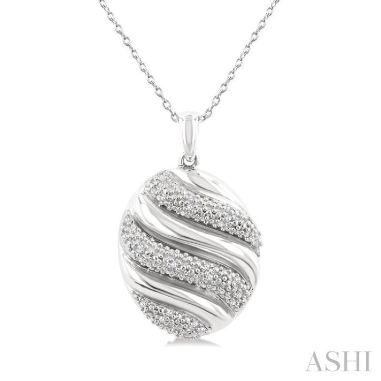 1/10 Ctw Bold Twisted Rib Round Cut Diamond Bold Fashion Pendant With Chain in Sterling Silver