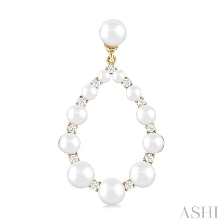 2 MM-4.5 MM Drop Tear Round Shape Cultured Pearls and 1/4 Ctw Round Cut Diamond Fashion Earring in 14K Yellow Gold