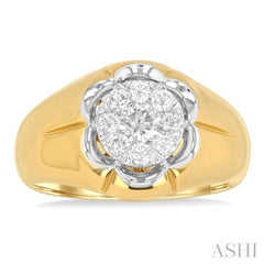 3/4 Ctw Floral Center Lovebright Round Cut Diamond Men's Ring in 10K Yellow and White Gold